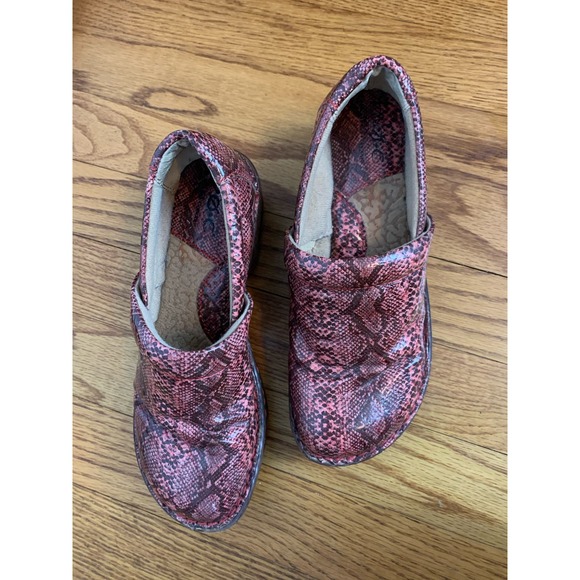 BOC Born Clog Slip Ons Women’s Size 6 - Picture 2 of 7